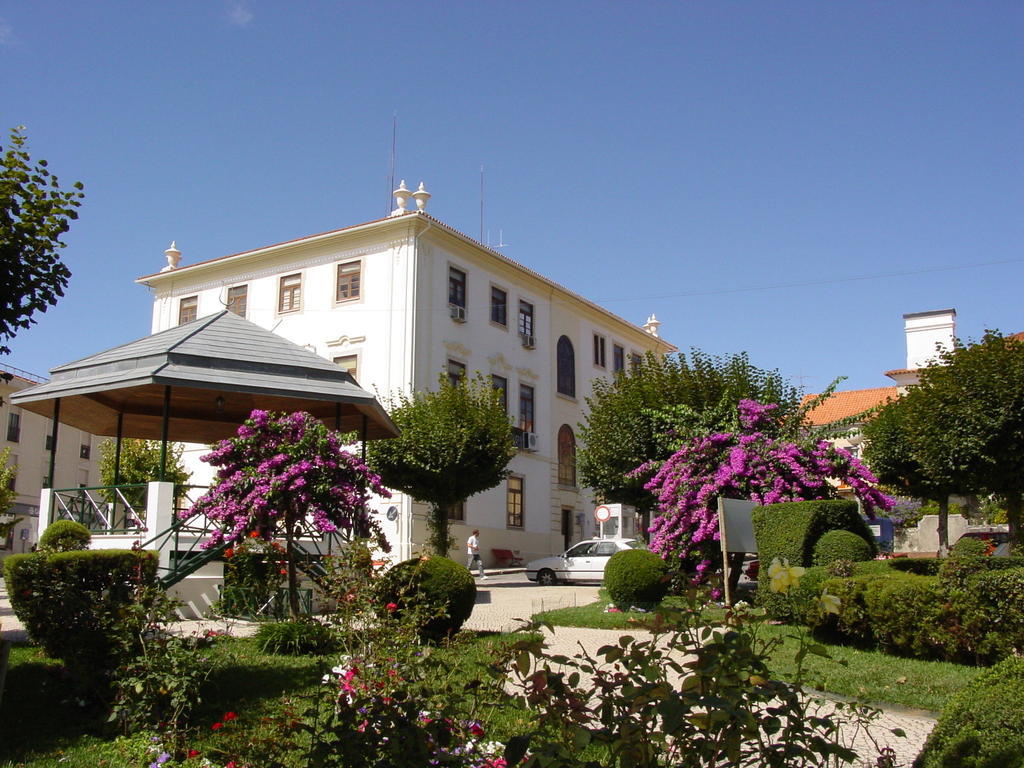 Hotel Rota Malhoa Figueiro Dos Vinhos Exterior foto