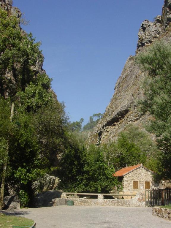 Hotel Rota Malhoa Figueiro Dos Vinhos Exterior foto